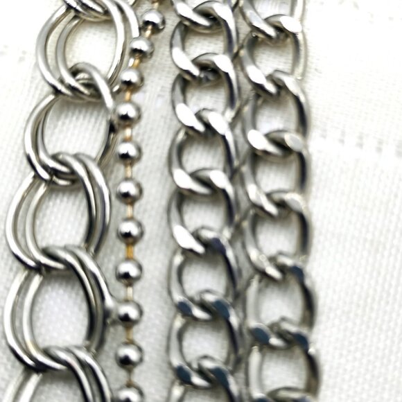 Statement necklace with howlite stone 13" multi layer costume jewelry - Picture 6 of 10